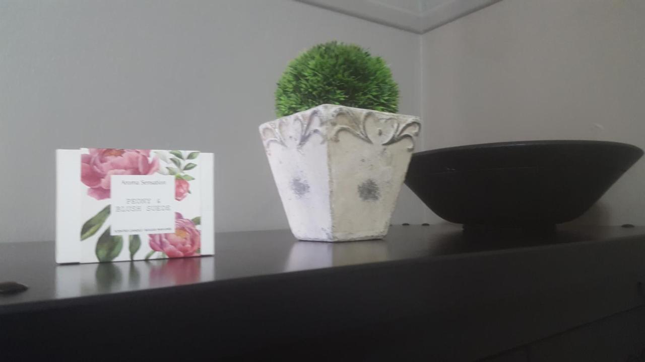 Peony Luxury Room With Wifi And Own Entrance Stellenbosch Exteriör bild
