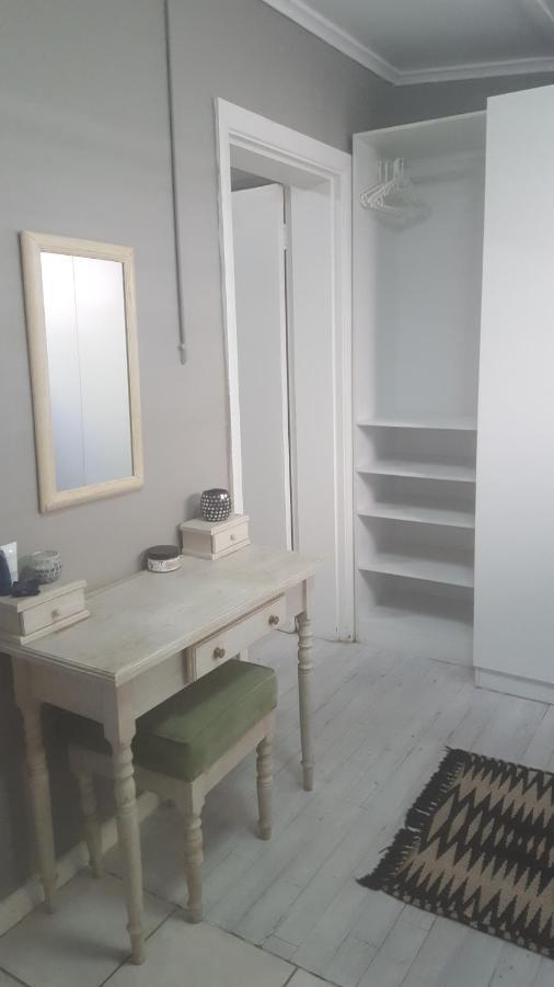 Peony Luxury Room With Wifi And Own Entrance Stellenbosch Exteriör bild