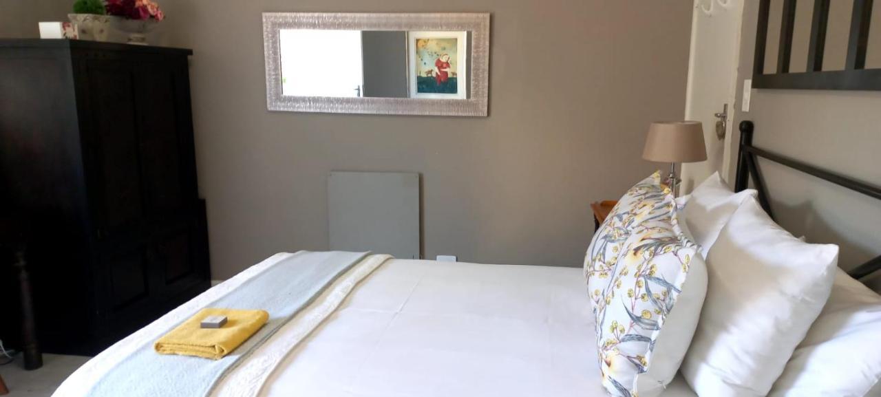 Peony Luxury Room With Wifi And Own Entrance Stellenbosch Exteriör bild